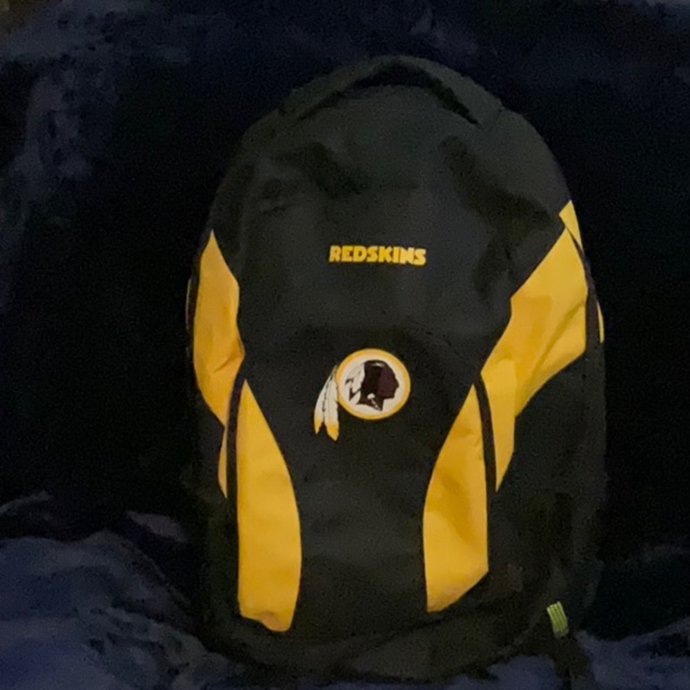 Large 15 x 17 inch “Washington Redskins” Backpack.